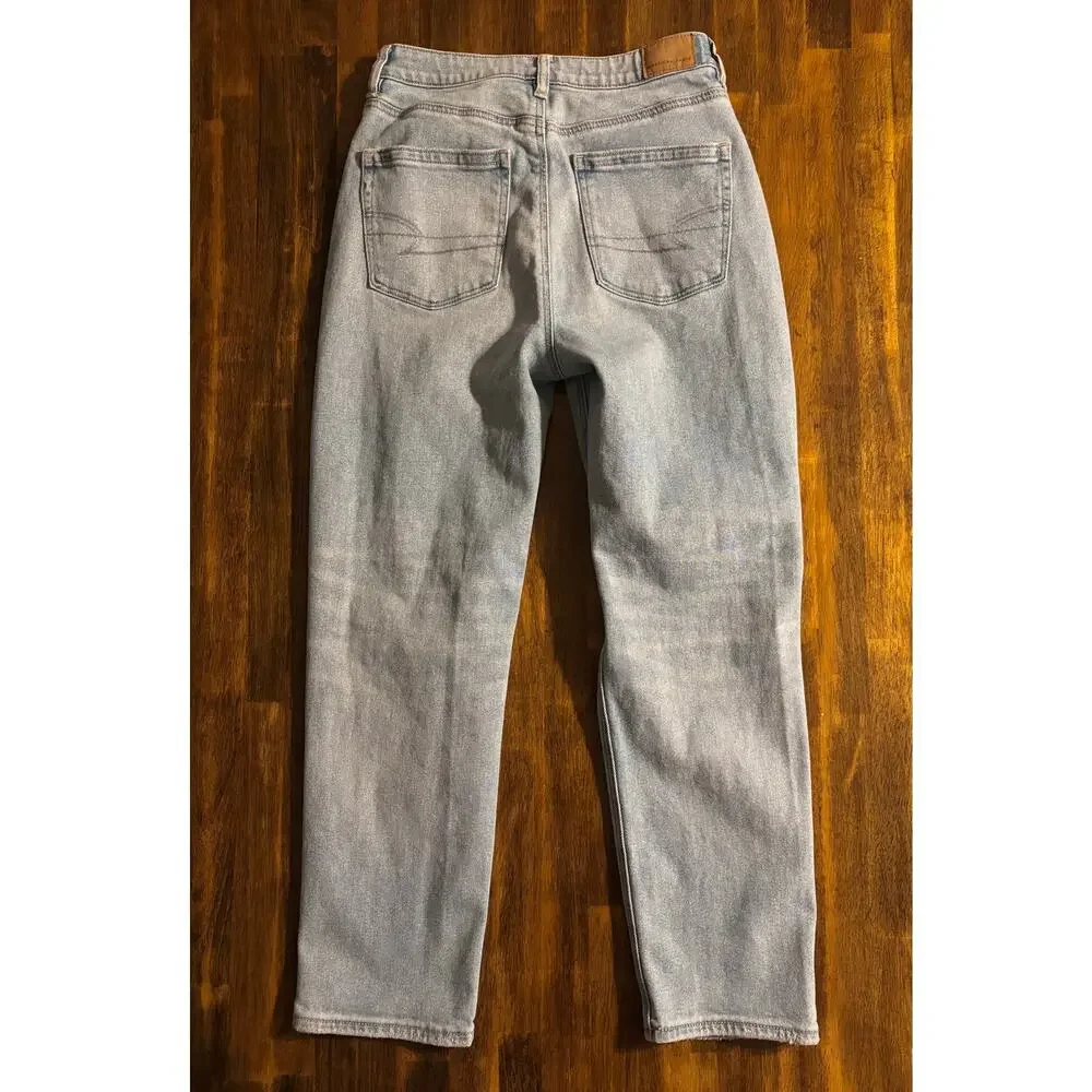 American Eagle Women’s 4 Short 26 x 26 Jeans Mom Straight High Rise Blue Denim